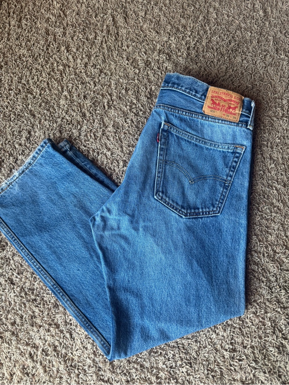 Levi's Men's 505 Medium Blue Straight-Leg Jeans